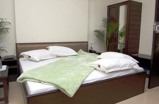 Wind Cross Hotel Калка Экстерьер фото