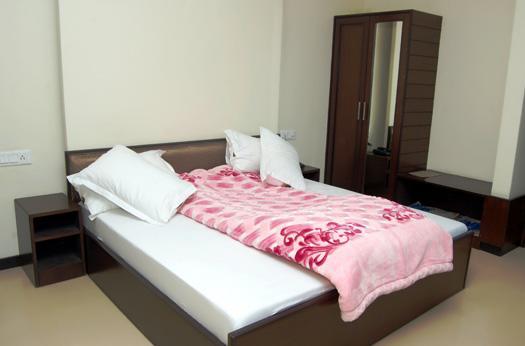 Wind Cross Hotel Калка Экстерьер фото